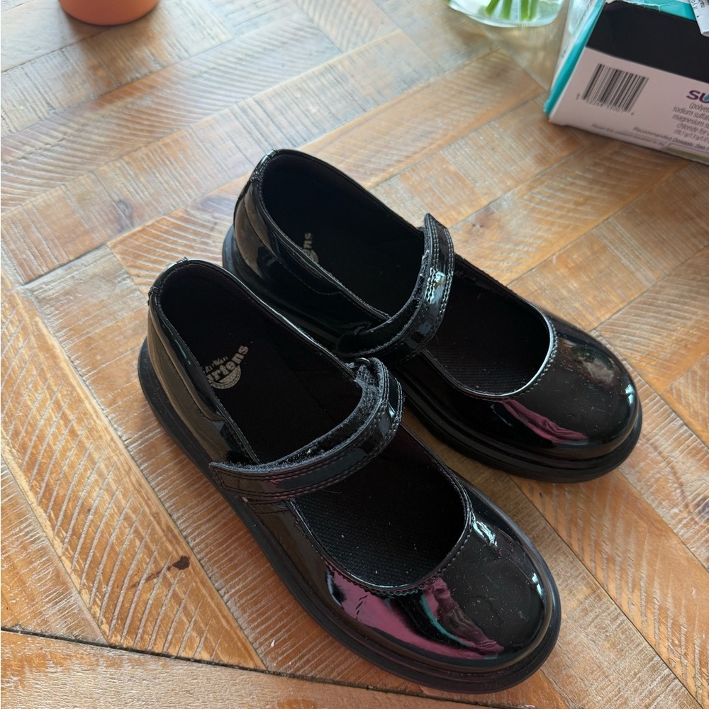 Girls' Black Patent Mary Jane School Shoes - Size Noted